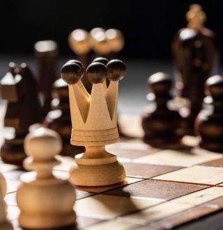 Găsește cele mai uimitoare piese de șah pentru tine♟✨ https://www.sahmagazin.ro/piese-de-sah/ #șahiști #joculregal...