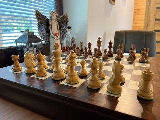 🎁Comandă-ți cadourile de șah astăzi, 18 decembrie!🎁 🎄Livrare garantată înainte de Crăciun🎄 www.sahmagazin.ro/sah/...